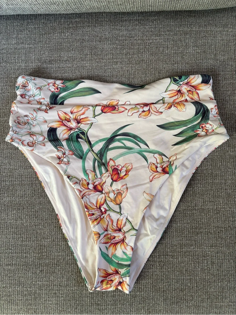▪️Monday Swimwear Sorrento Bottom Peach Floralento Bottom